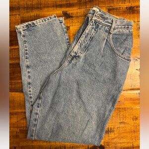 Gloria Vanderbilt Light Blue Relaxed Mom Jeans